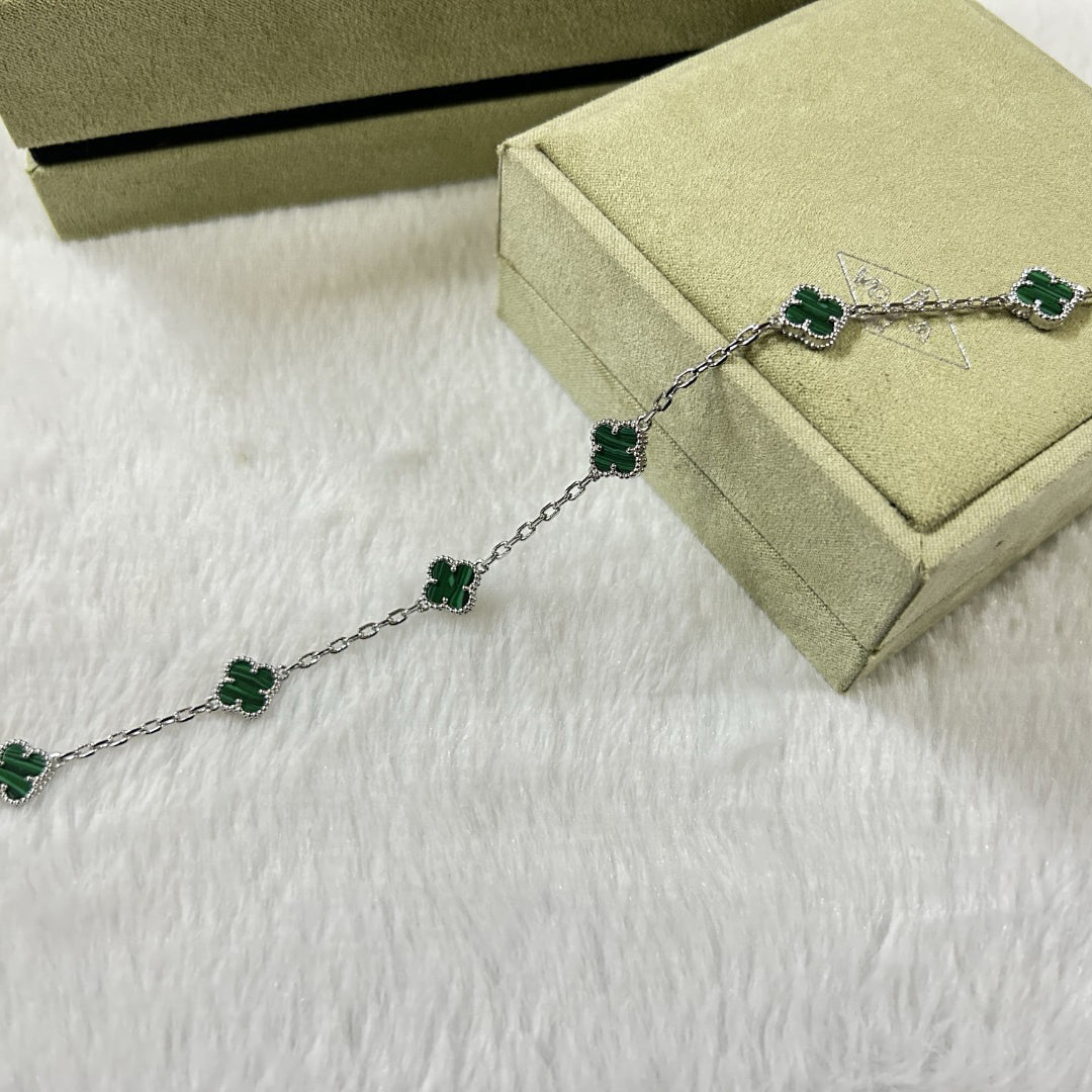 [Regalia jewelry]CLOVER 6 MOTIF MALACHITE BRACELET
