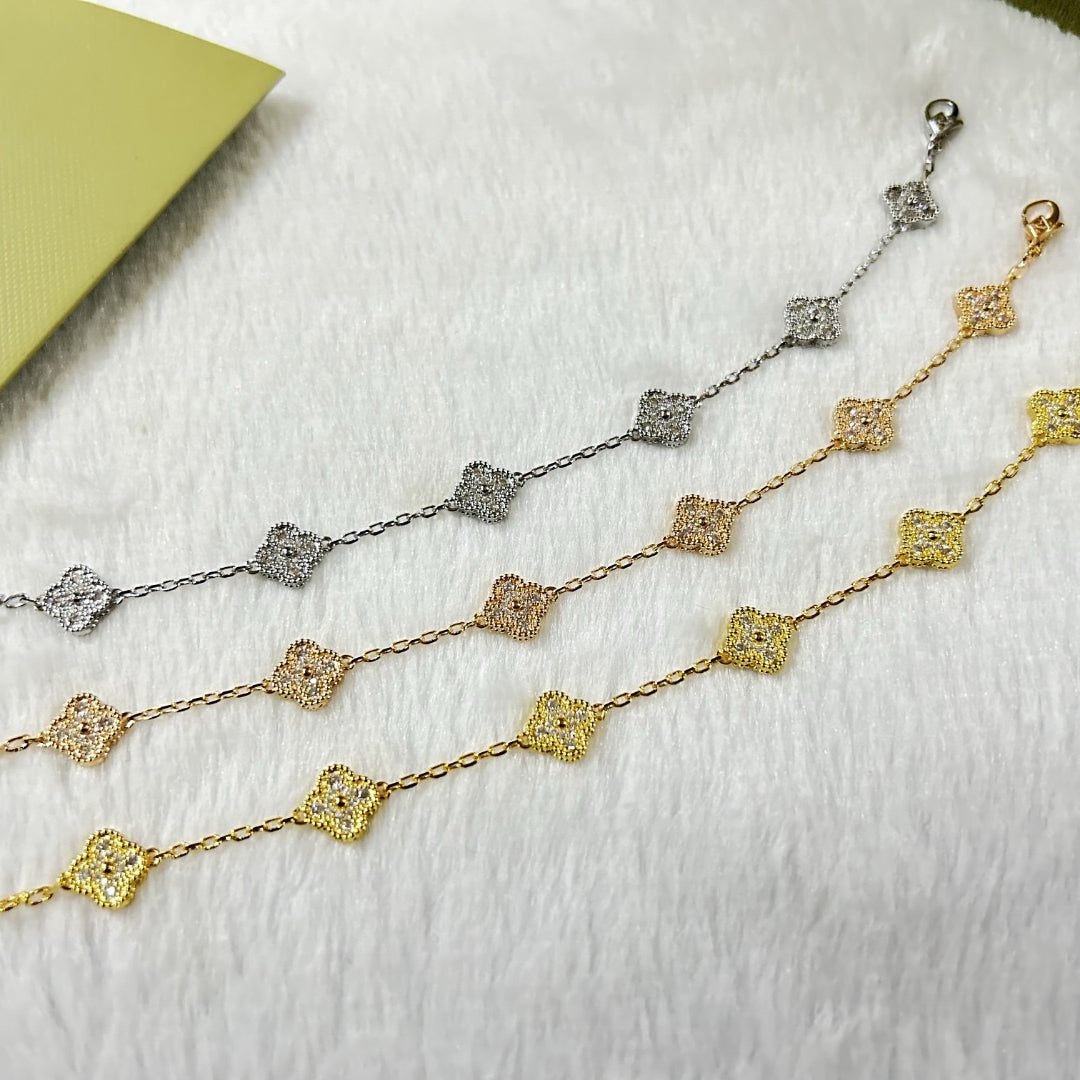[Regalia jewelry]CLOVER 6 MOTIF DIAMOND BRACELET