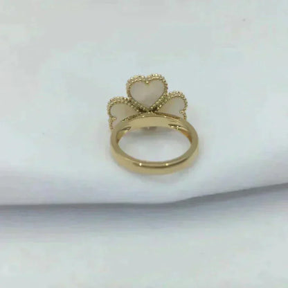[Regalia jewelry]SWEET CLOVER WHITE MOP RING